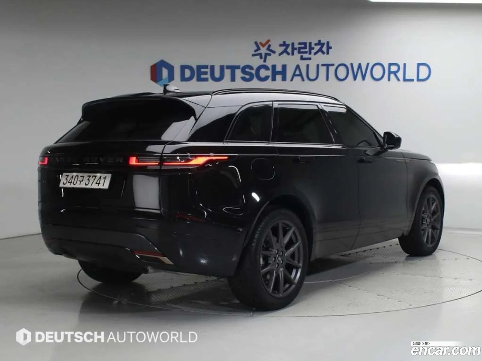 Land Rover Range Rover Velar 2025 — 4