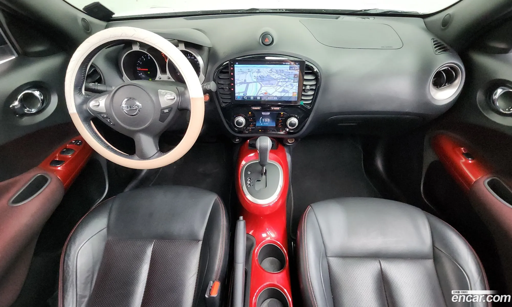 Nissan Juke 2015 JN1AF58E111111111 — 14