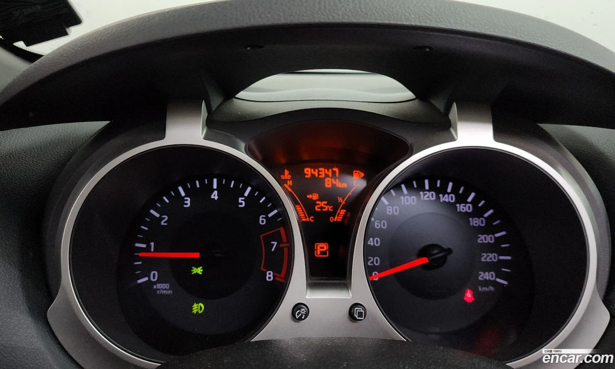 Nissan Juke 2015 JN1AF58E111111111 — 10
