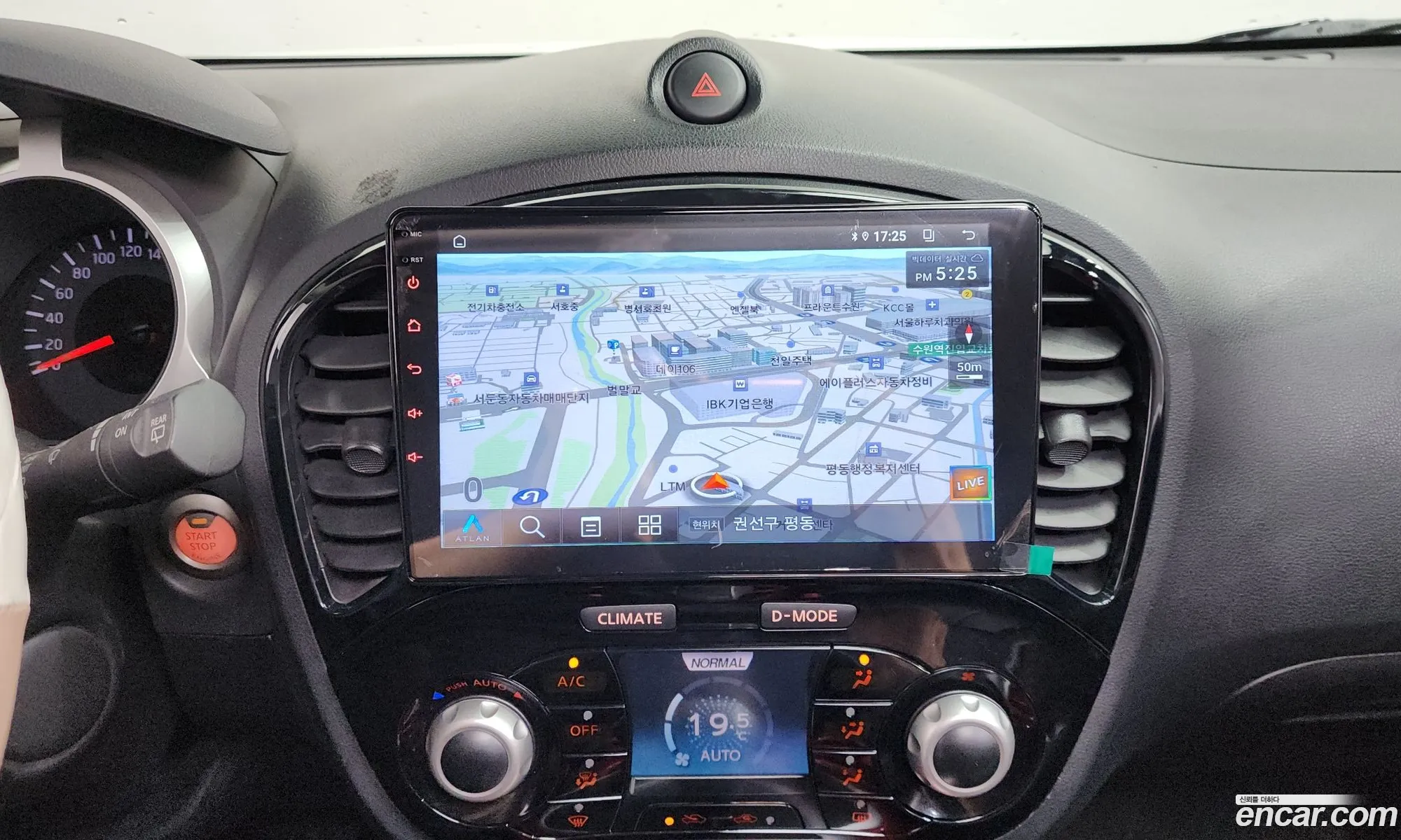 Nissan Juke 2015 JN1AF58E111111111 — 13