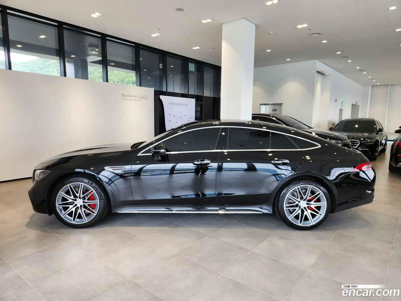 Mercedes-Benz AMG GT 2025 — 7