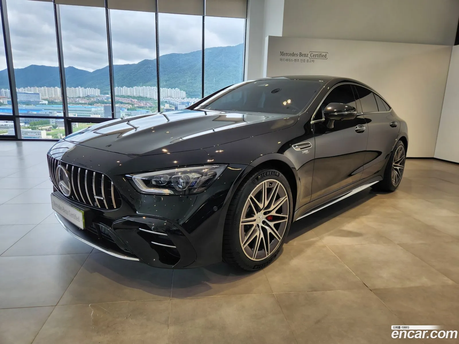 Mercedes-Benz AMG GT 2025 — 16