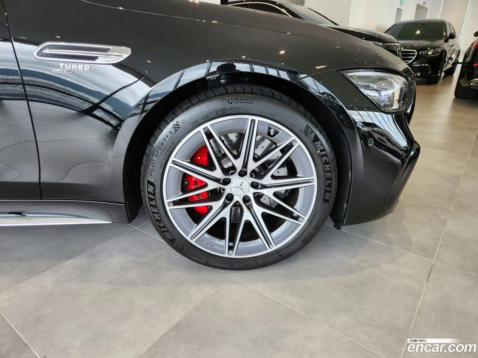 Mercedes-Benz AMG GT 2025 — 13