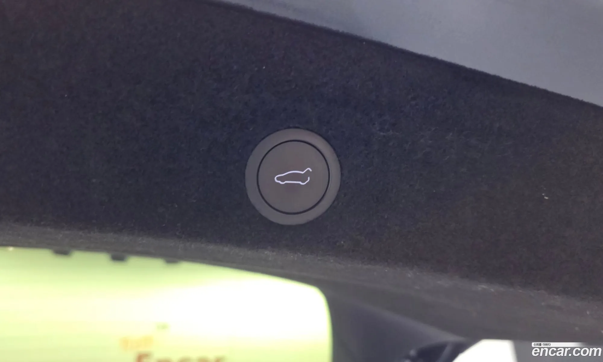 Tesla Model Y 2025 — 21