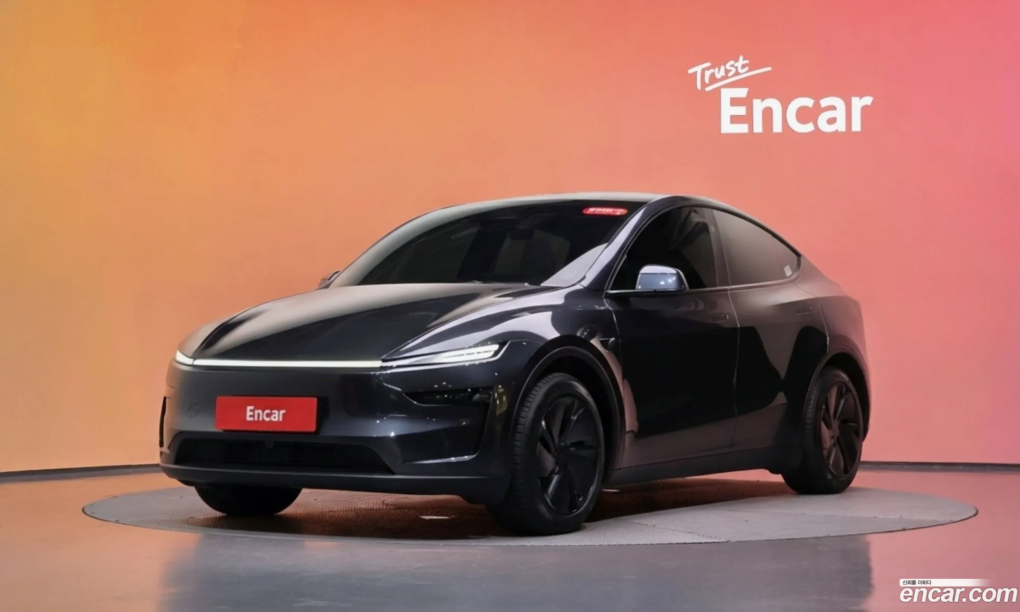 Tesla Model Y 2025 — 5