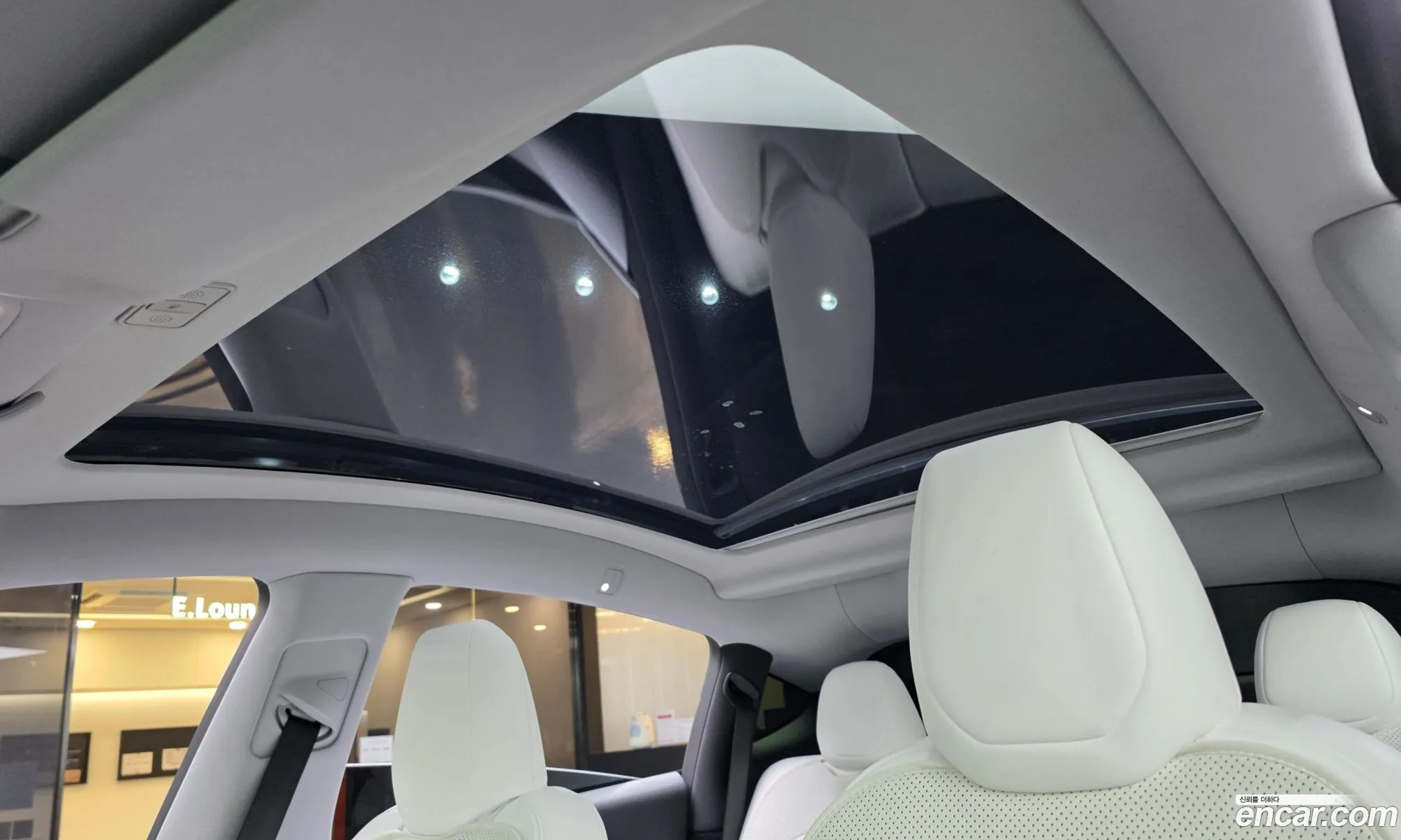 Tesla Model Y 2025 — 20