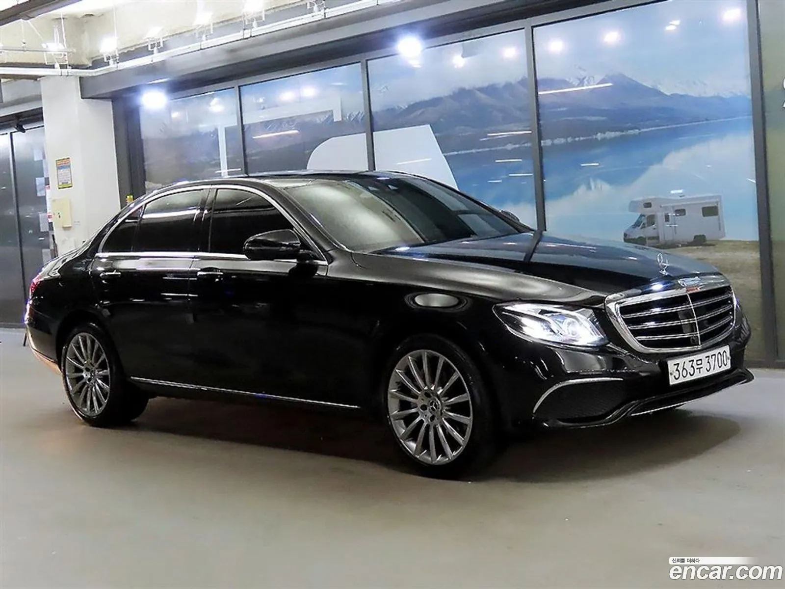 Mercedes-Benz E-Class W213 2020 WDDZF4KB — 14
