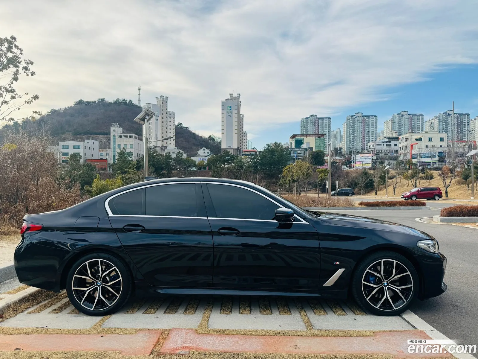 BMW 5 Series 2021 — 8