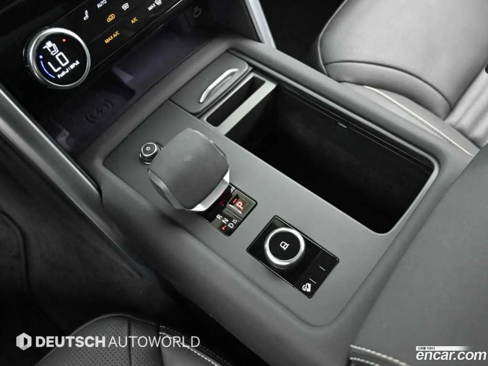 Land Rover Discovery 5 2024 — 4