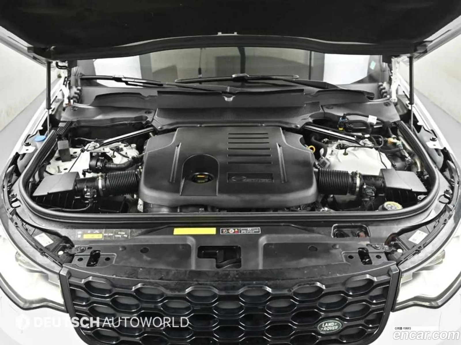 Land Rover Discovery 5 2024 — 19