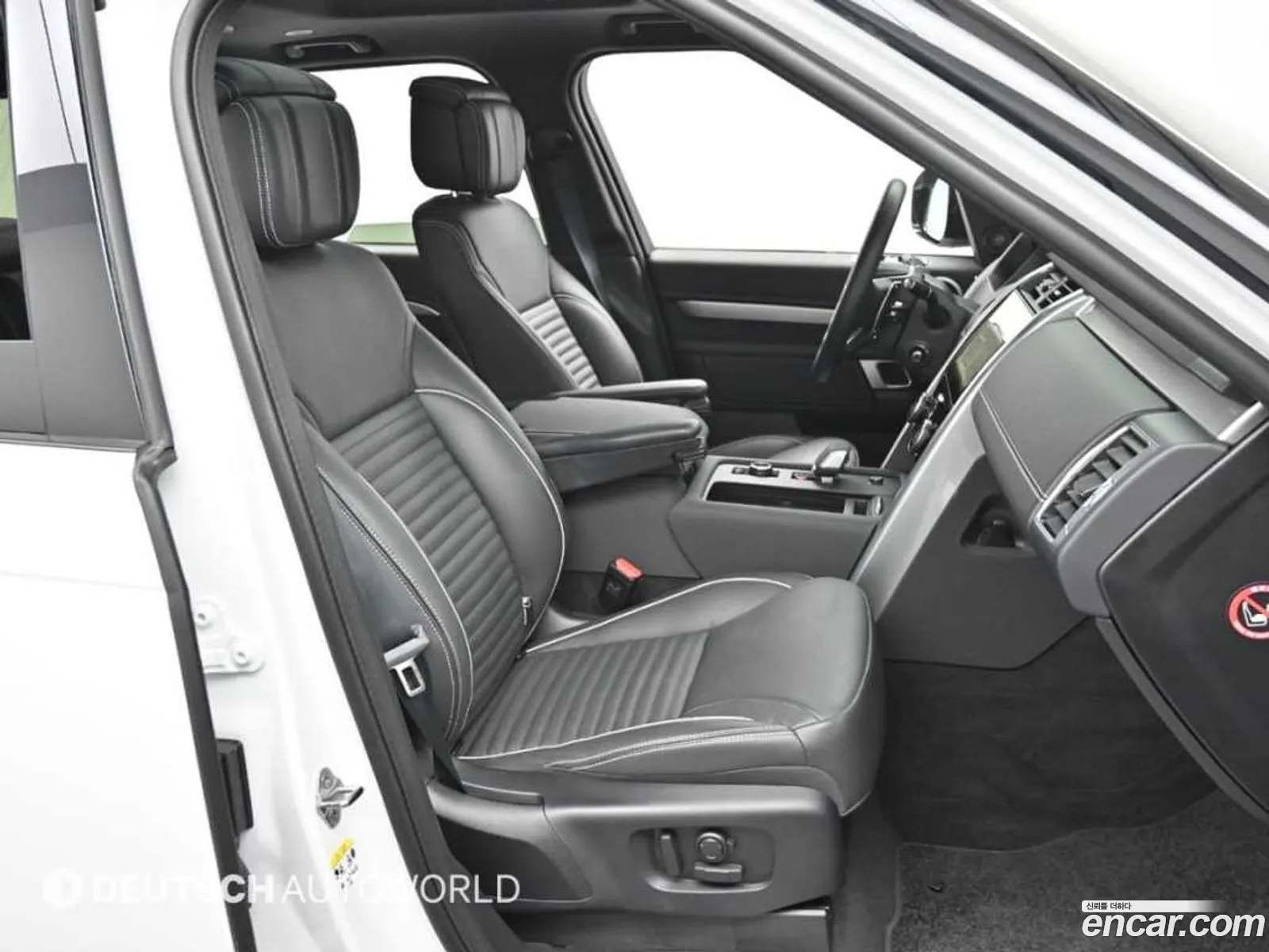 Land Rover Discovery 5 2024 — 18