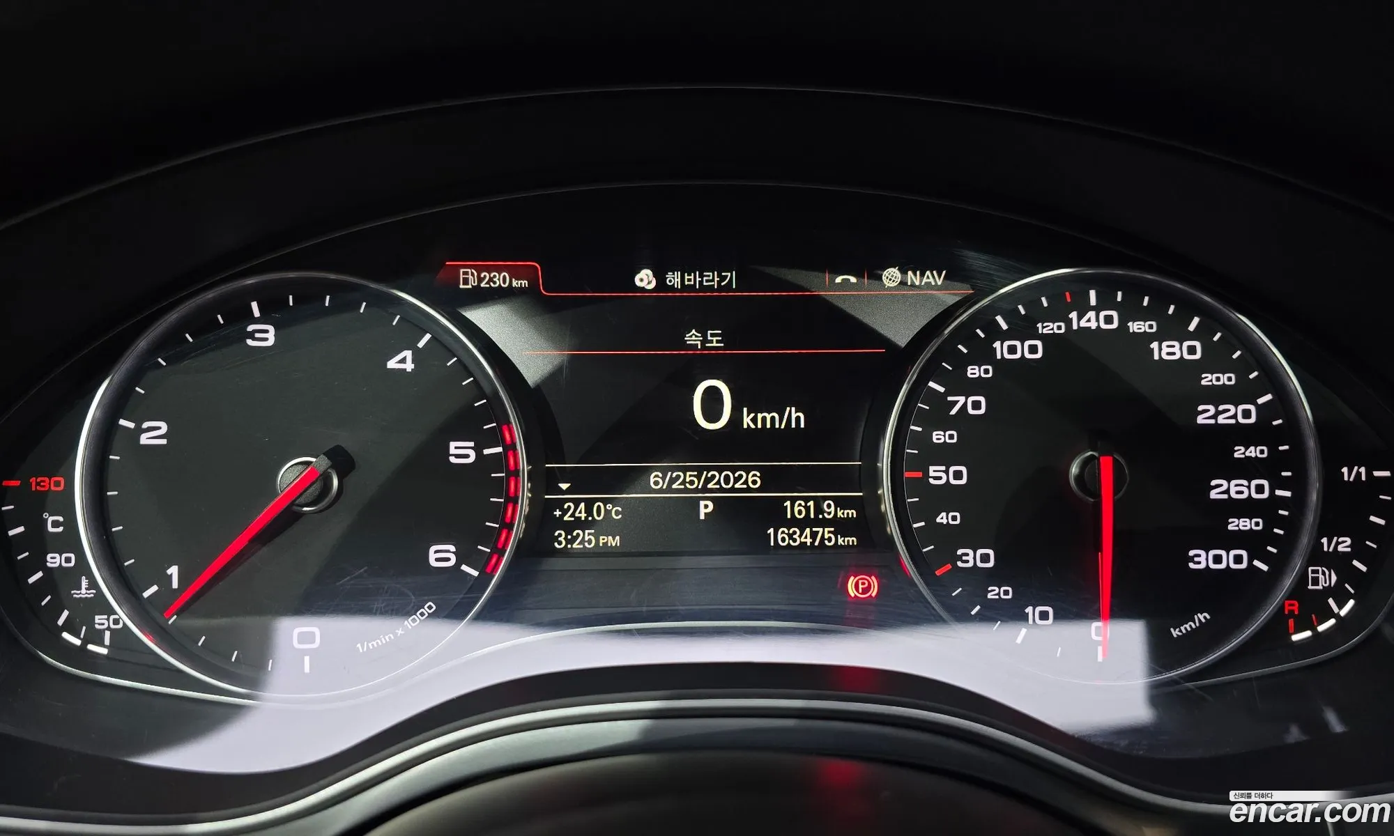Audi A6 2012 — 16