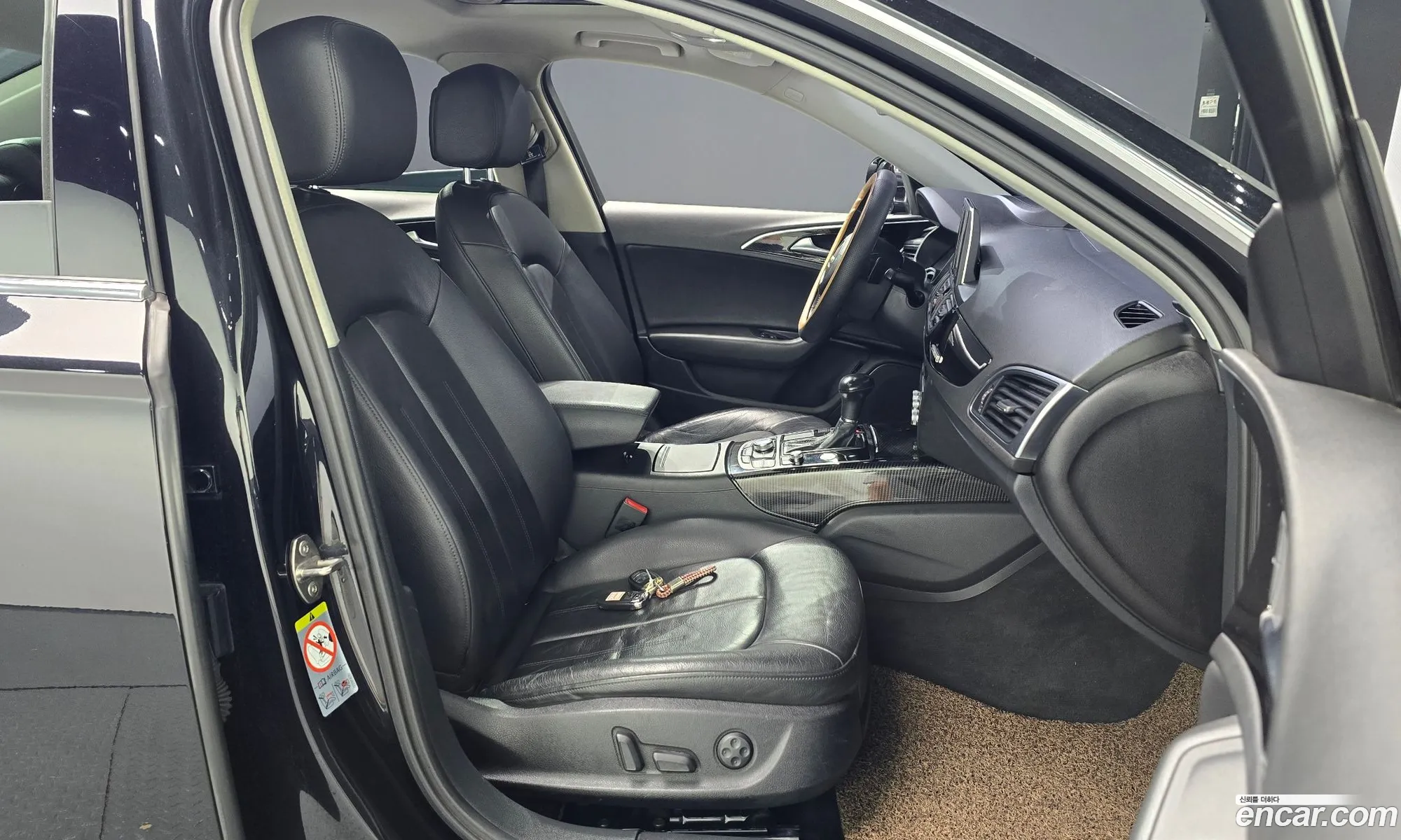 Audi A6 2012 — 30