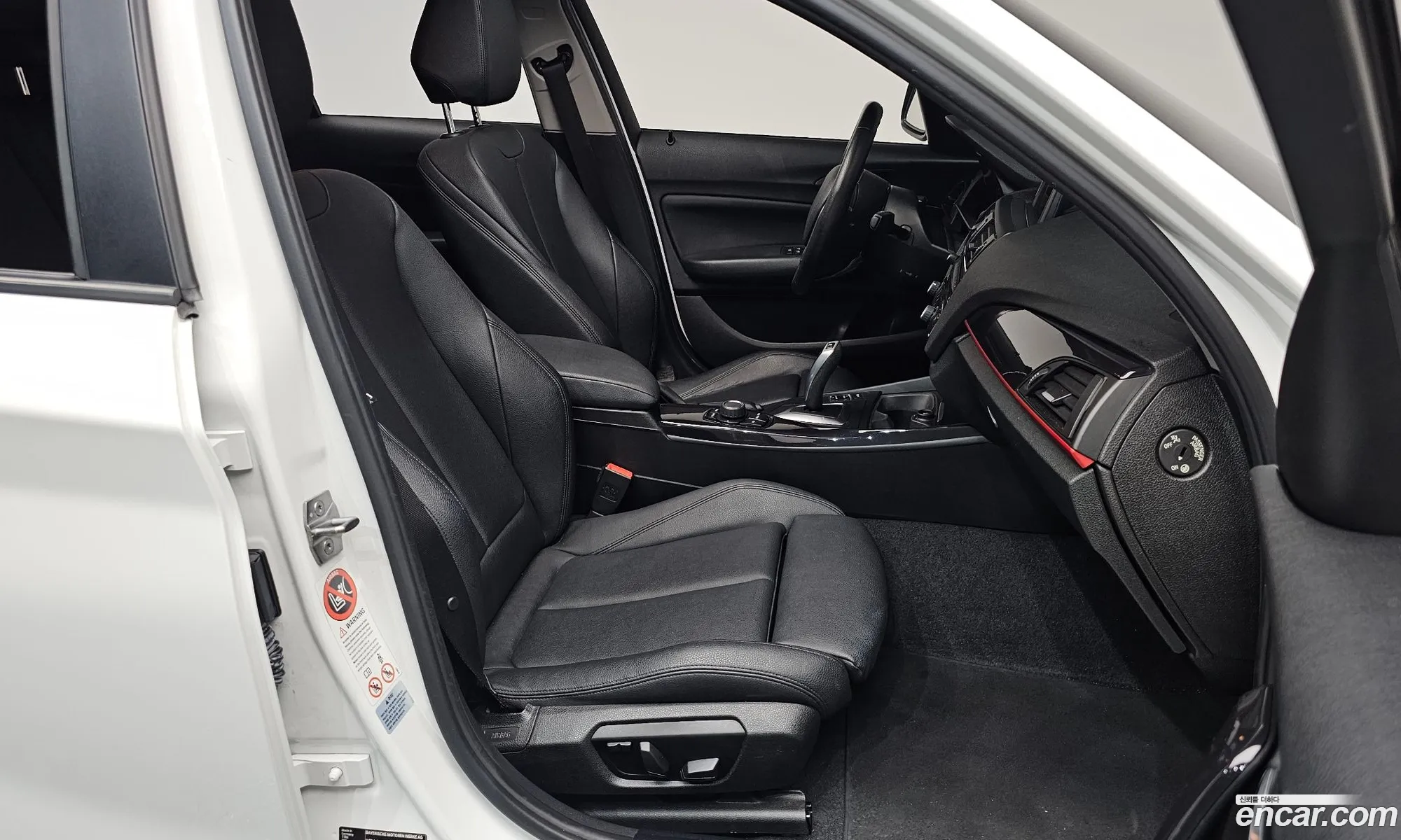 BMW 1 Series 2014 WBA1C1109FJ836373 — 30