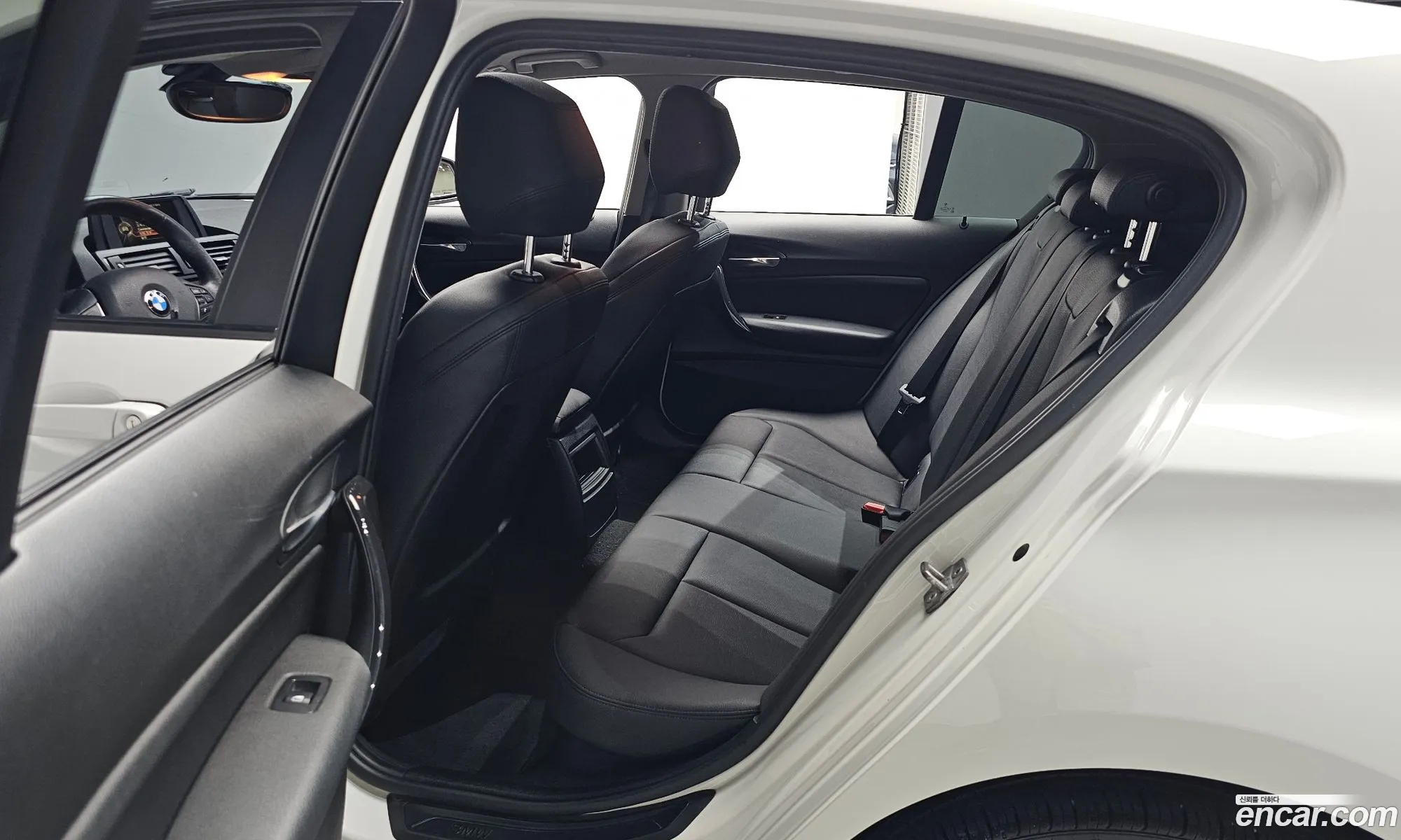 BMW 1 Series 2014 WBA1C1109FJ836373 — 14