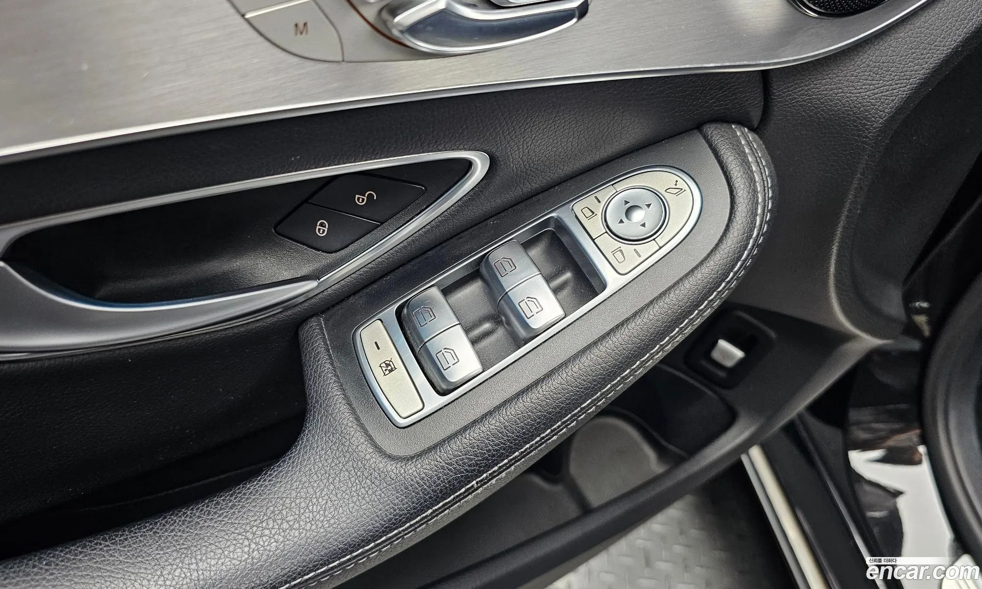 Mercedes-Benz C-Class W205 2017 — 15