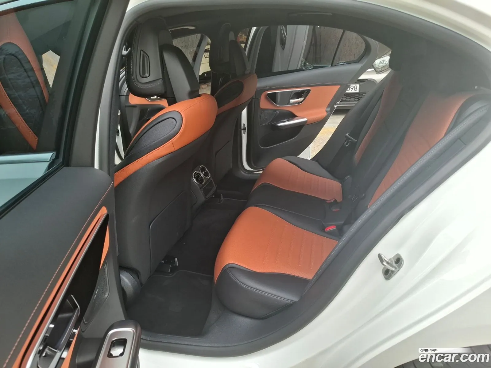 Mercedes-Benz C-Class W206 2025 — 10