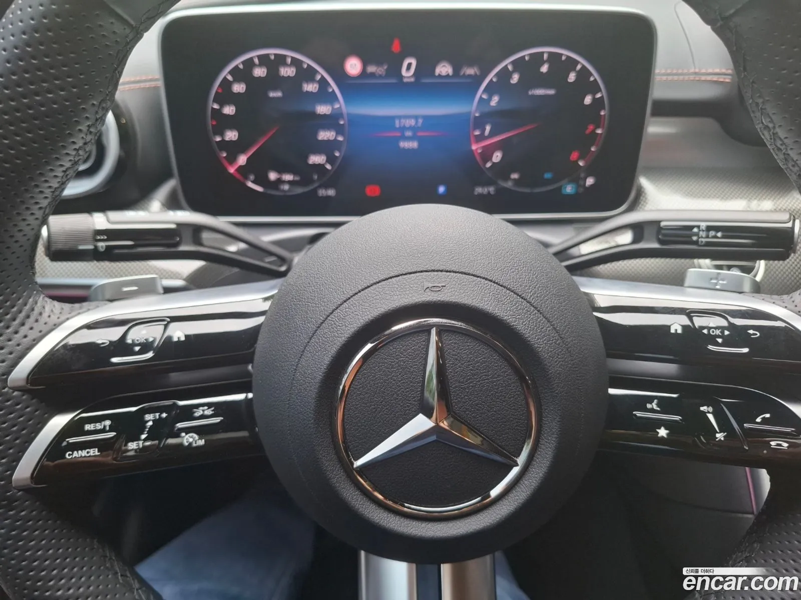 Mercedes-Benz C-Class W206 2025 — 16