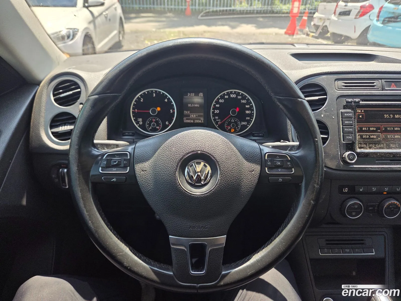 Volkswagen Tiguan 2015 — 11