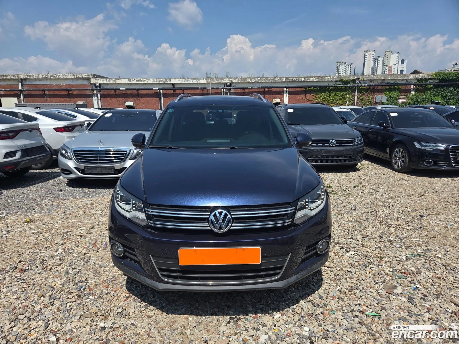 Volkswagen Tiguan 2015 — 10
