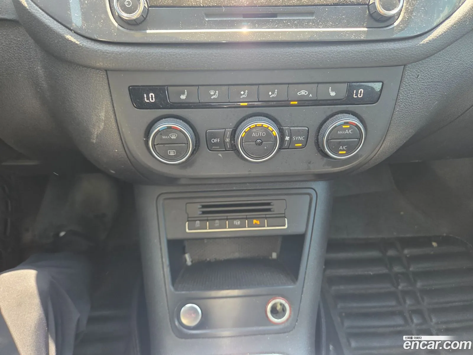 Volkswagen Tiguan 2015 — 12