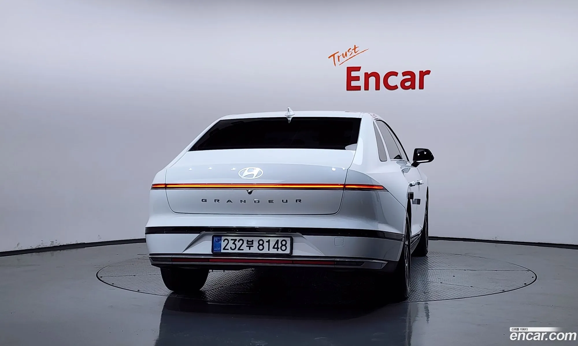 Hyundai Grandeur Hybrid 2025 — 2