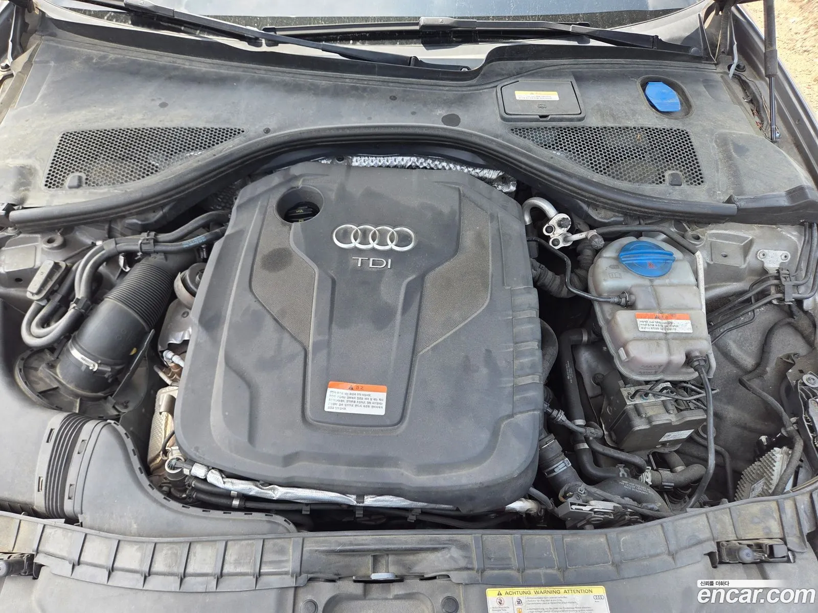 Audi A6 2016 — 17