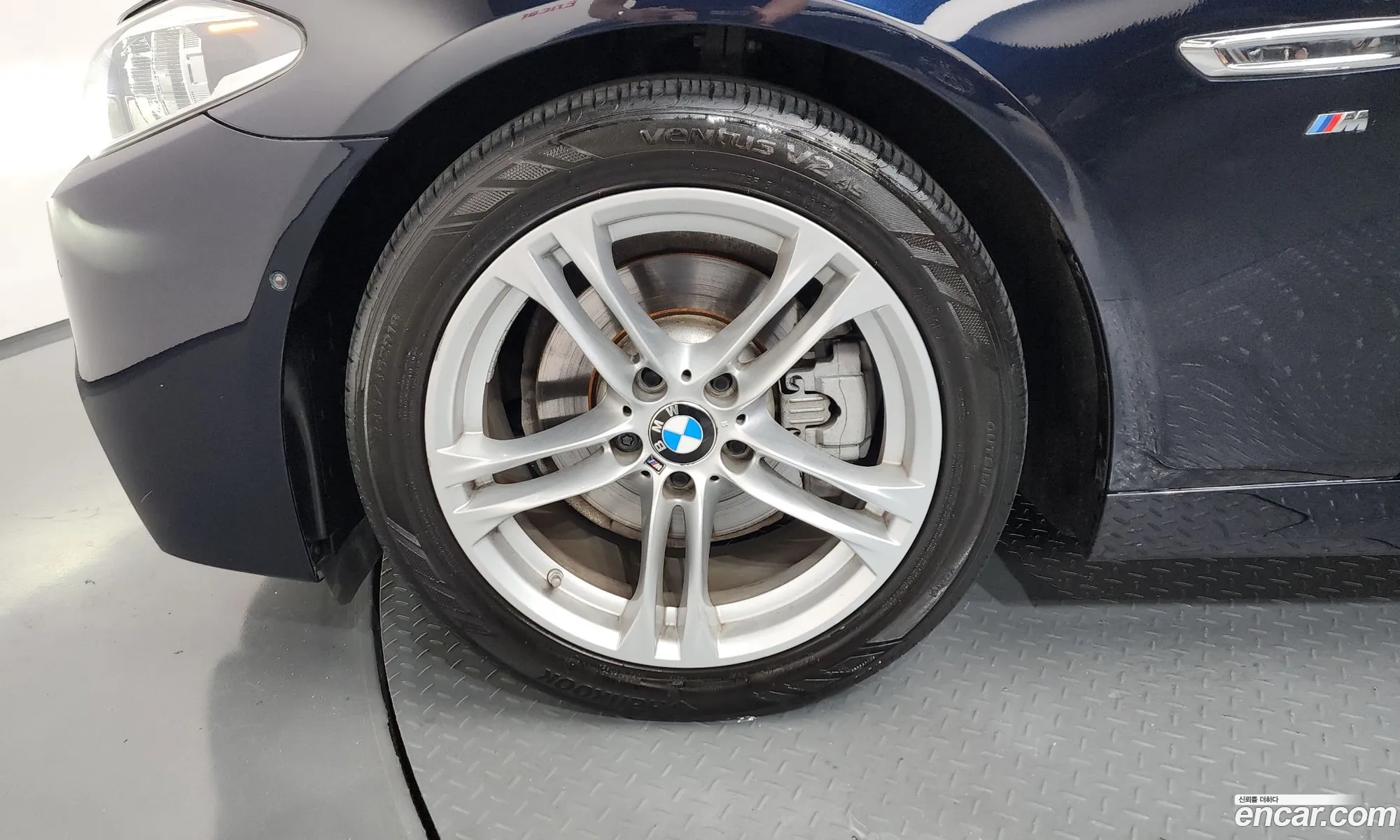 BMW 5 Series 2016 WBA5E5103GG208374 — 17