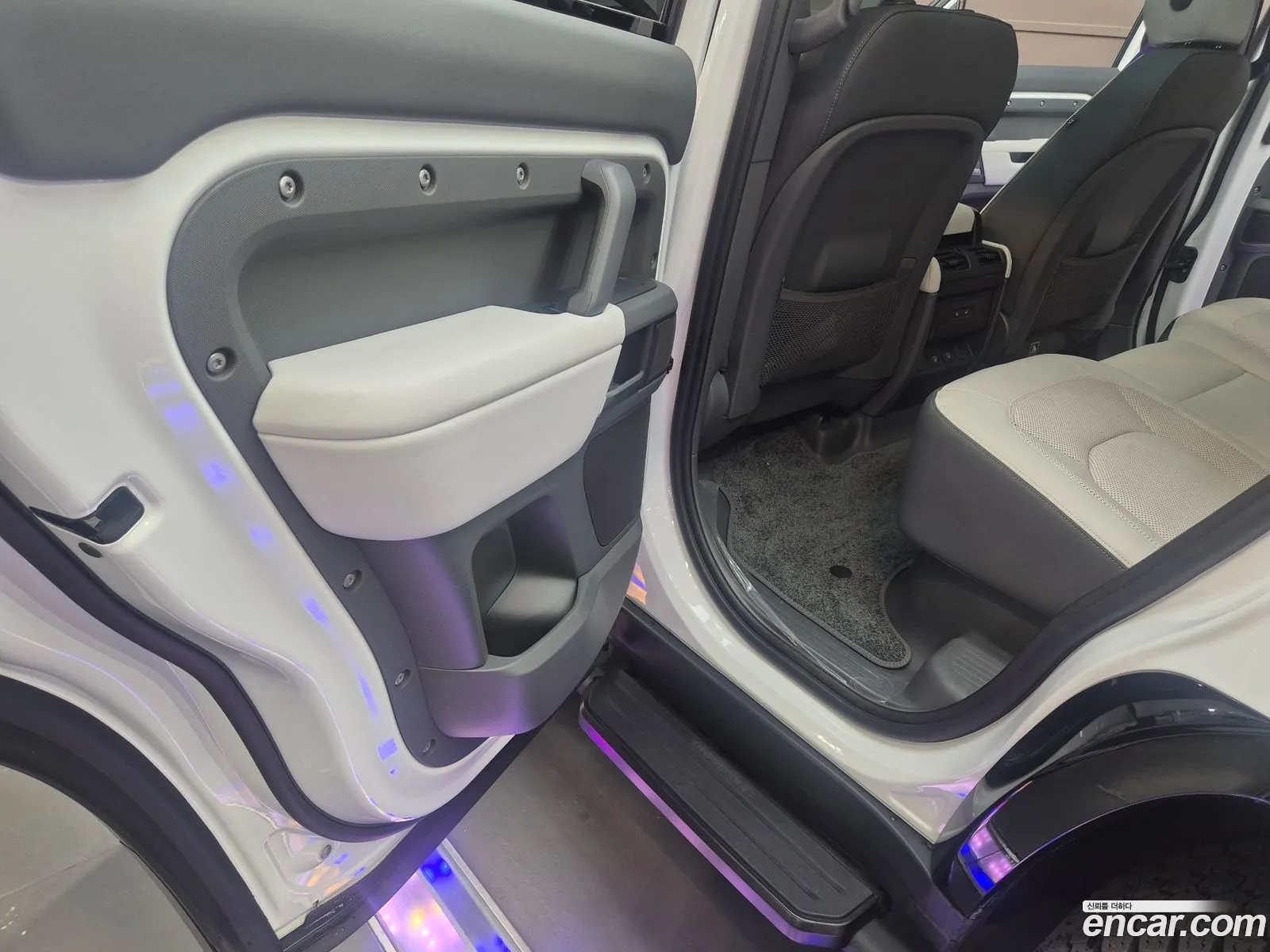 Land Rover Defender 2025 — 6