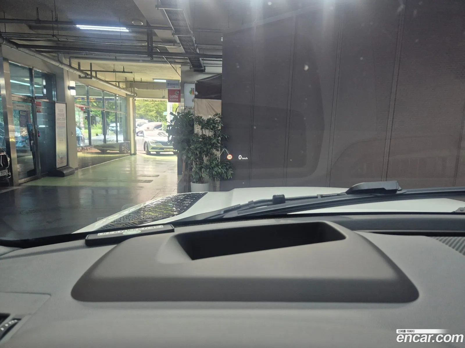 Land Rover Defender 2025 — 5