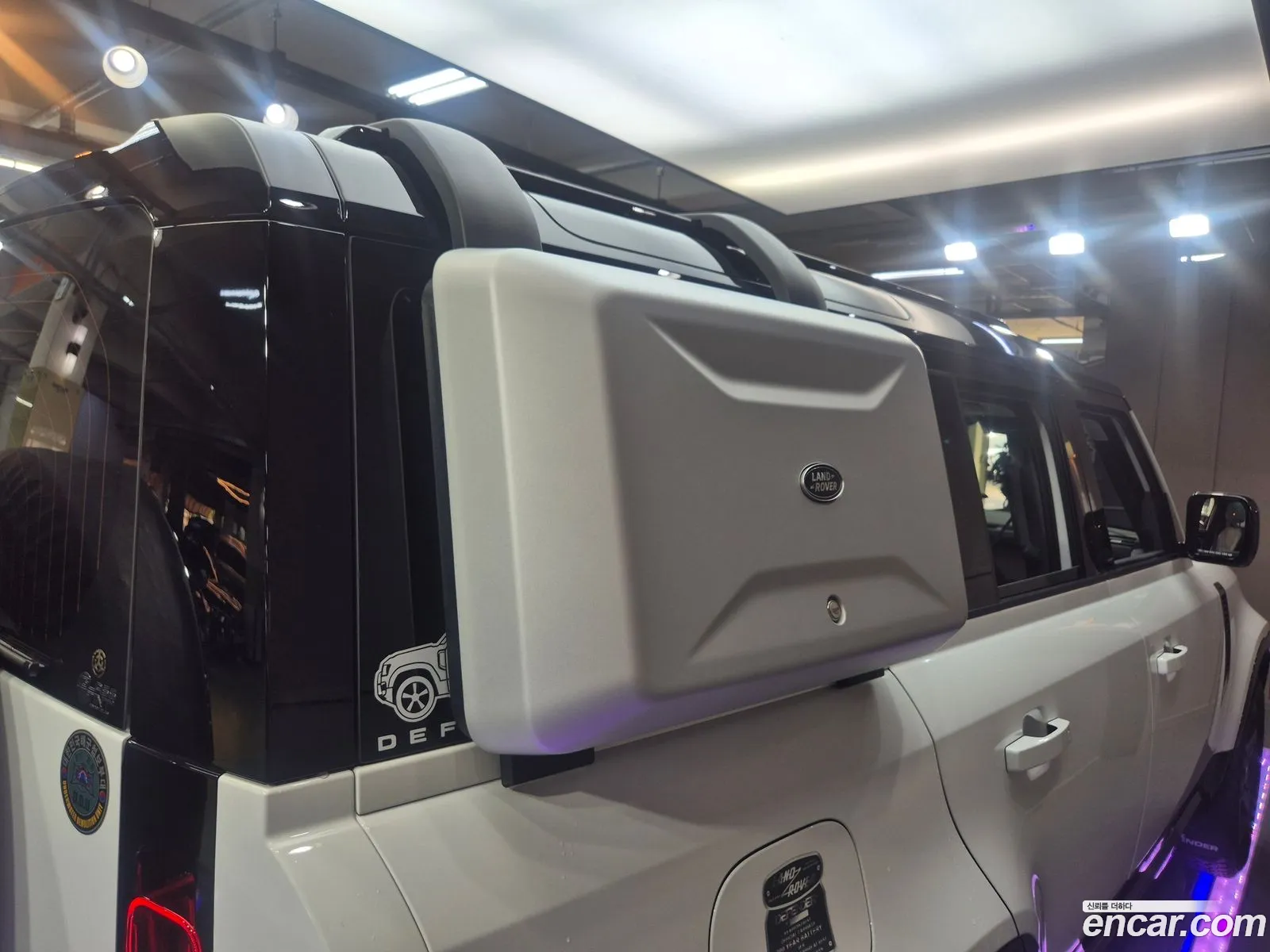 Land Rover Defender 2025 — 7