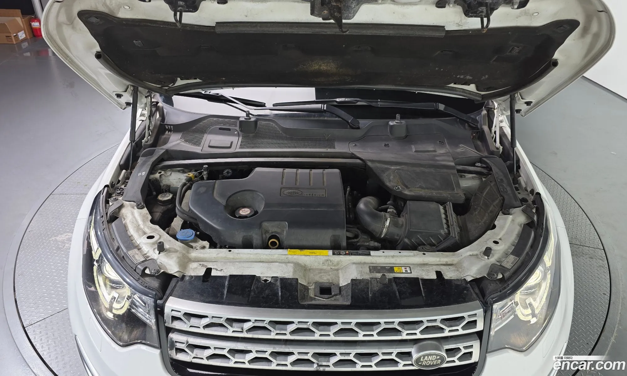 Land Rover Discovery Sport 2019 — 16