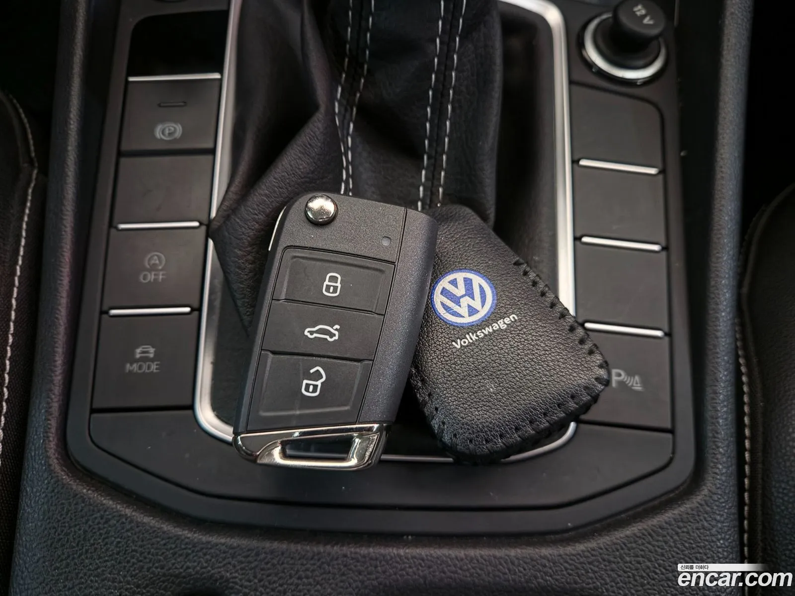 Volkswagen Jetta 7th Gen 2022 — 8