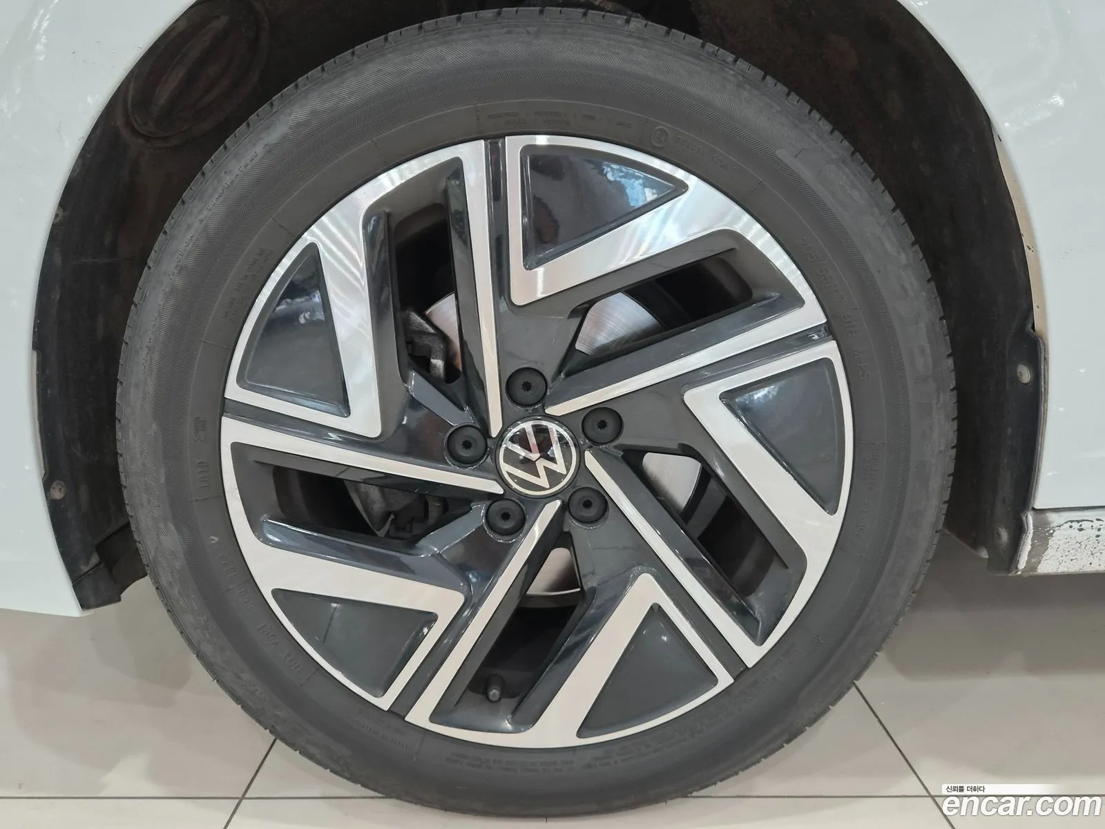 Volkswagen Jetta 7th Gen 2022 — 13