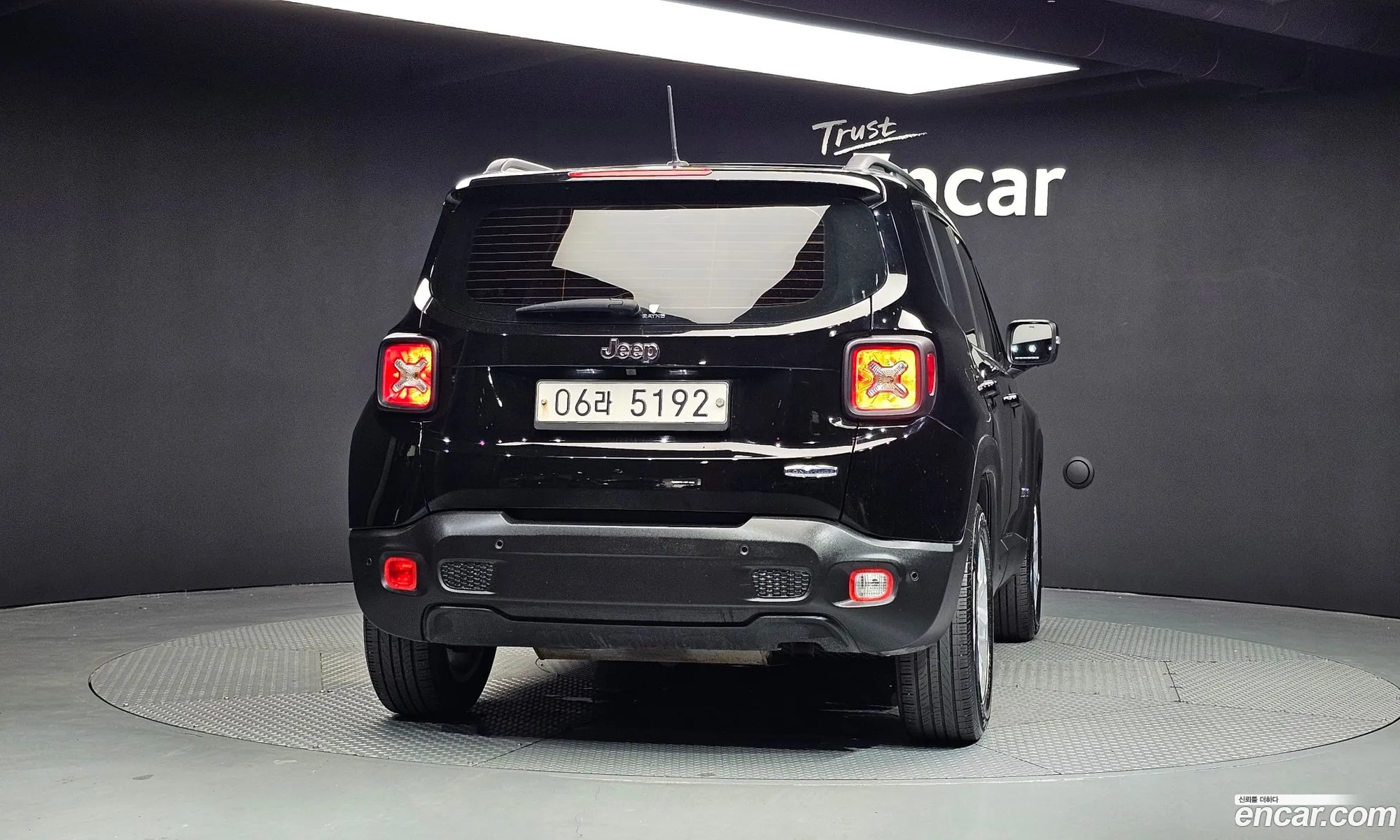 Jeep Renegade 2017 1C4BU000 — 11