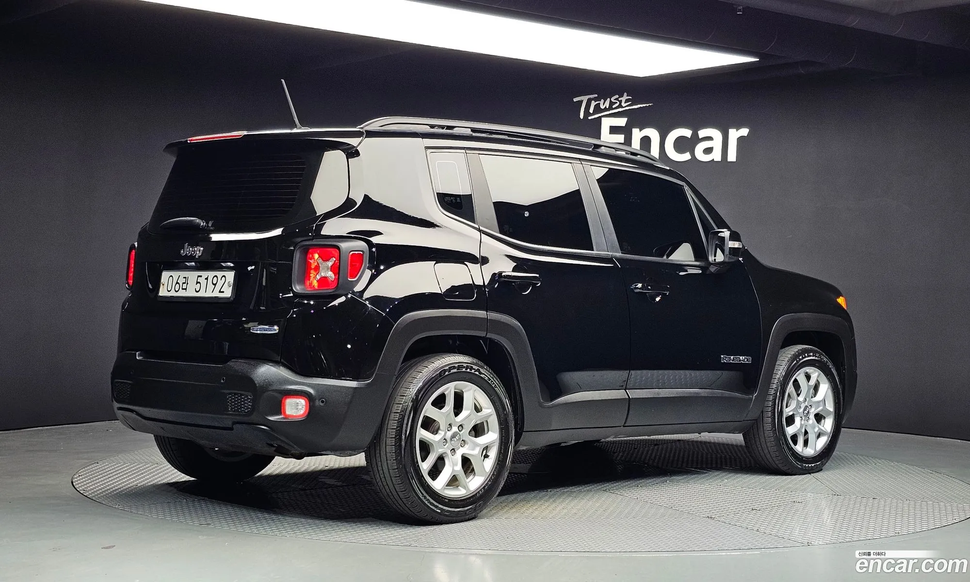 Jeep Renegade 2017 1C4BU000 — 3