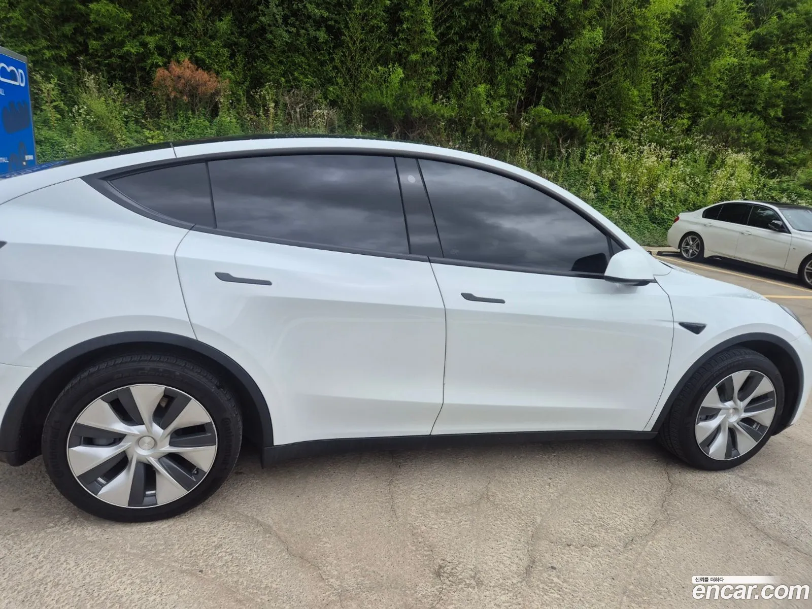 Tesla Model Y 2022 — 4