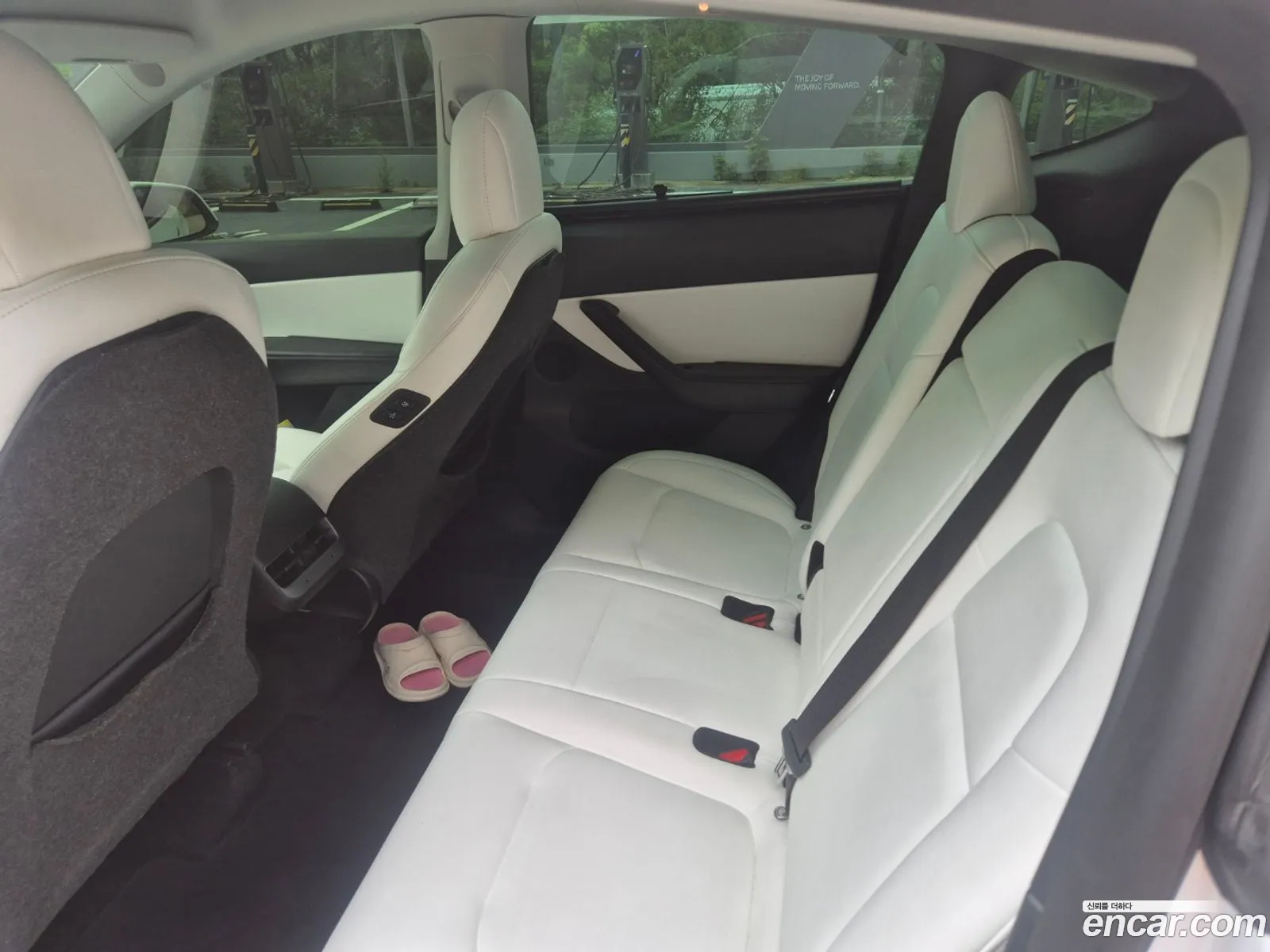 Tesla Model Y 2022 — 5