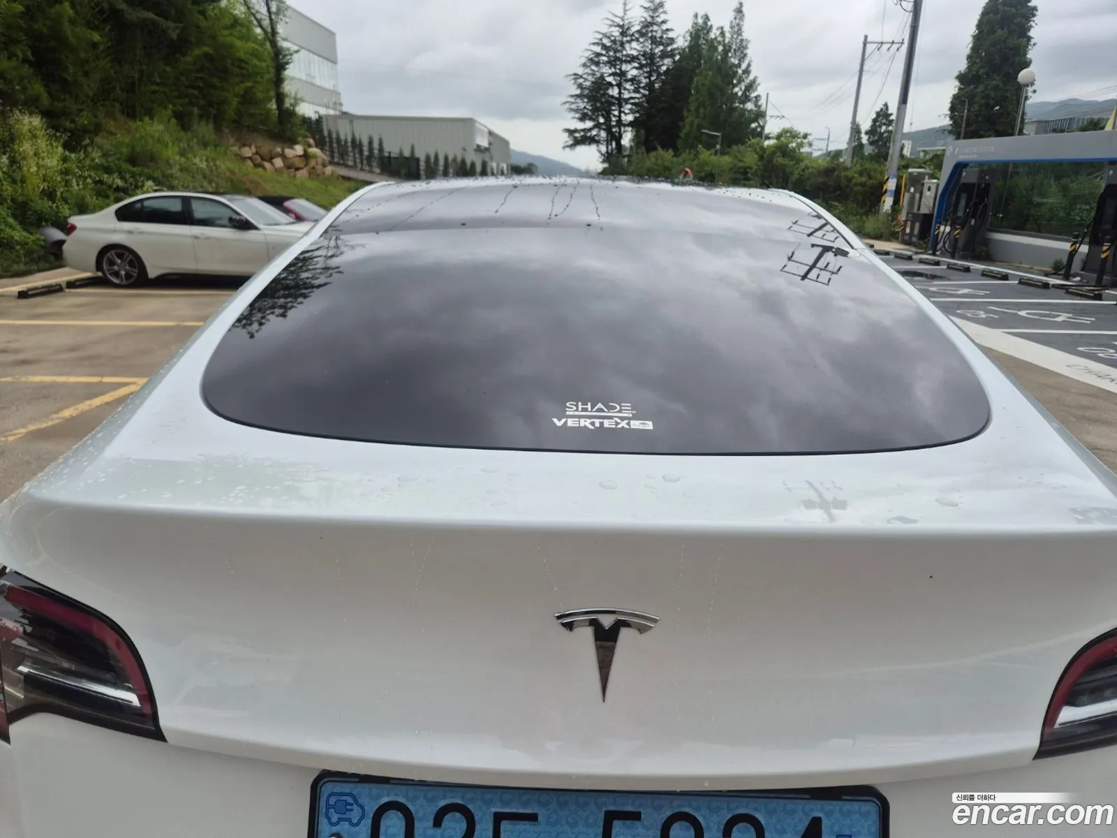 Tesla Model Y 2022 — 9