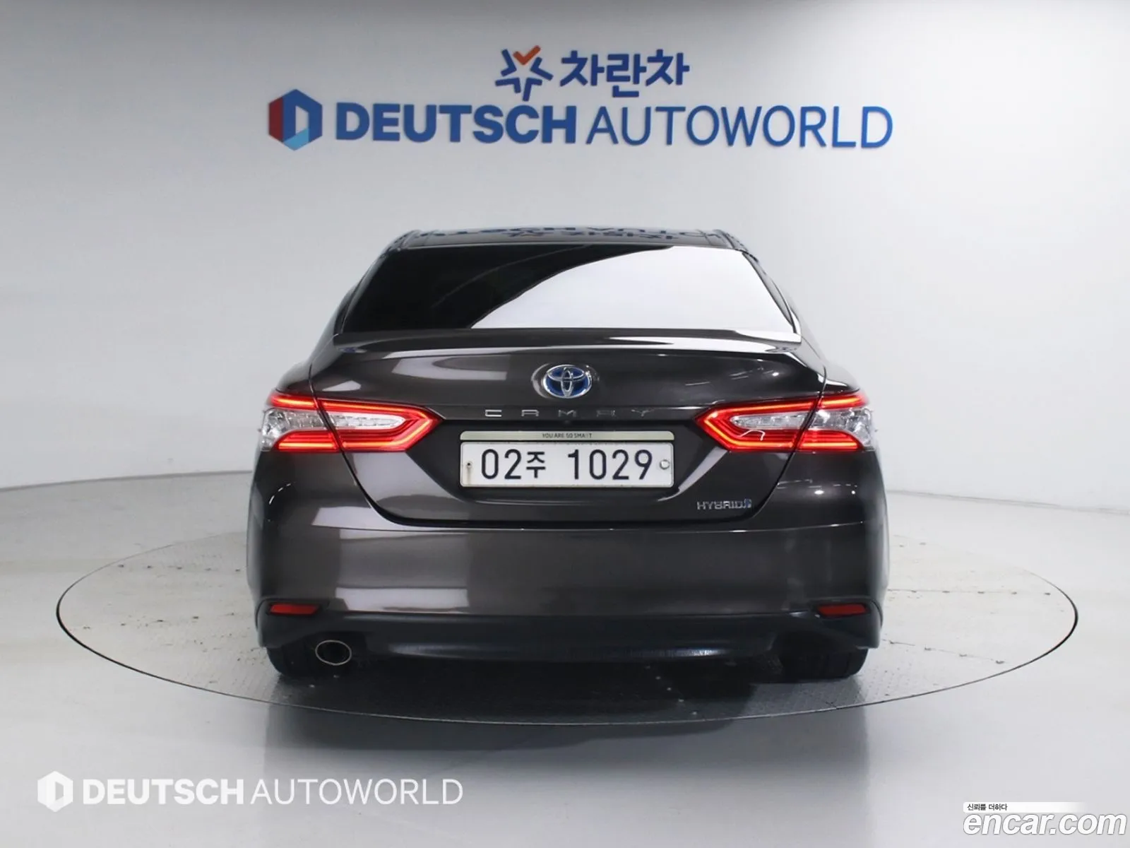 Toyota Camry 2018 — 4