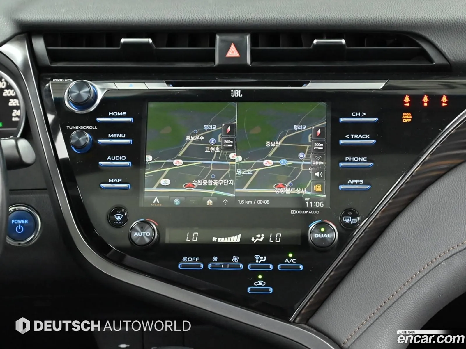 Toyota Camry 2018 — 15