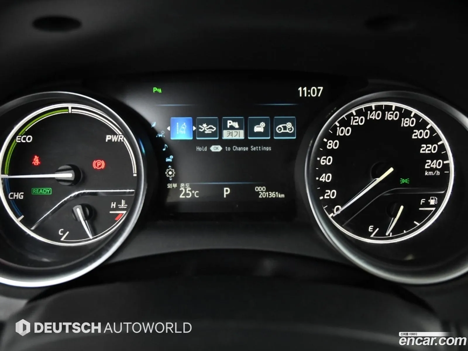 Toyota Camry 2018 — 14