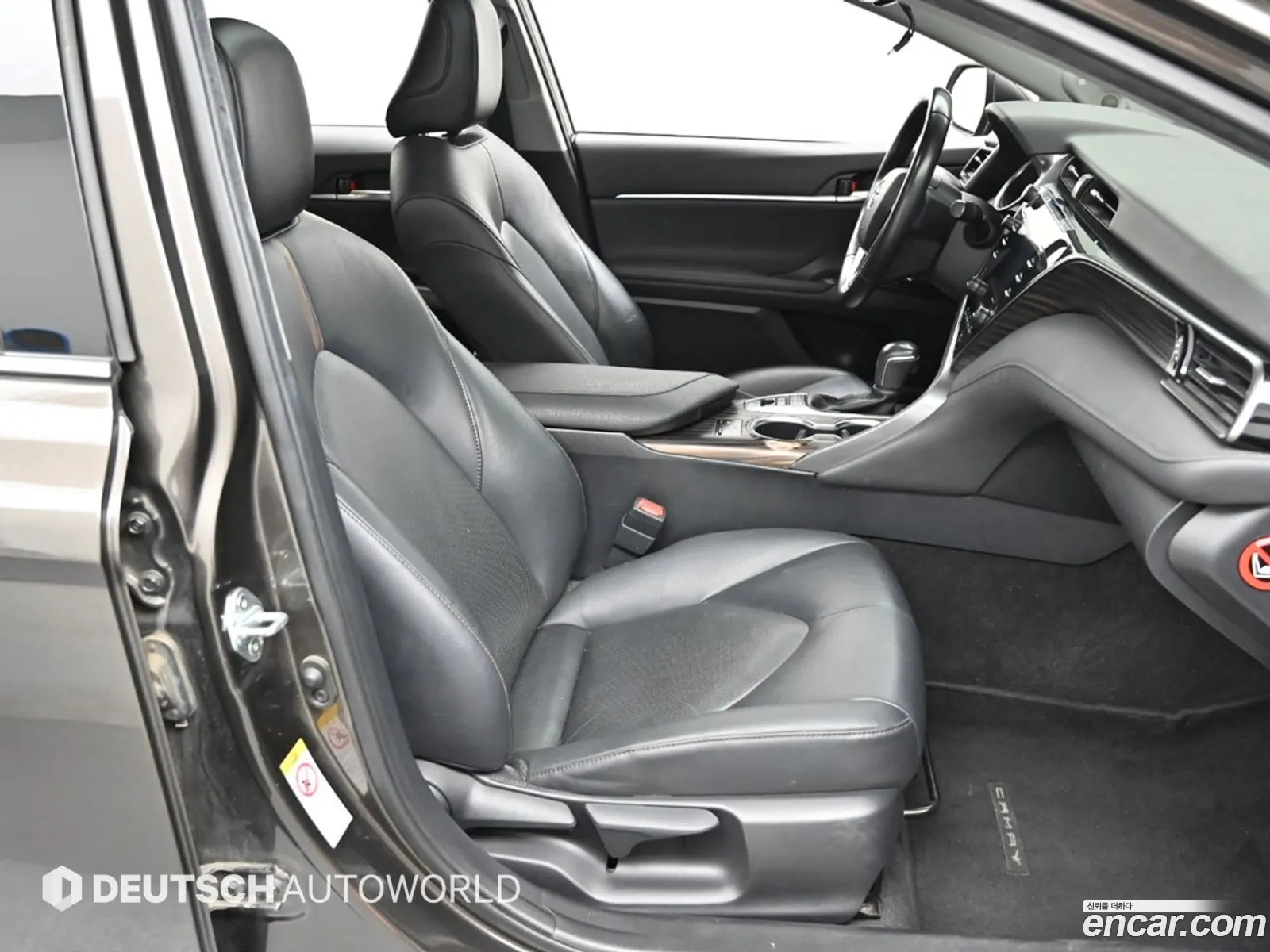 Toyota Camry 2018 — 8
