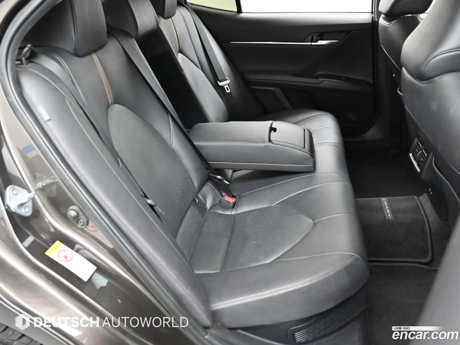 Toyota Camry 2018 — 6