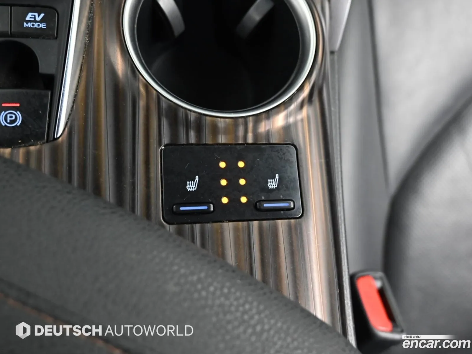 Toyota Camry 2018 — 2