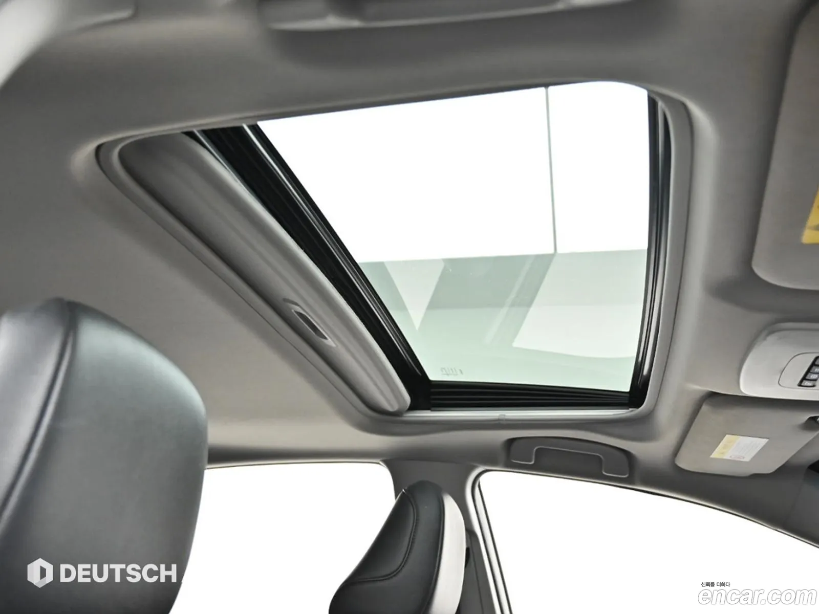Toyota Camry 2018 — 5