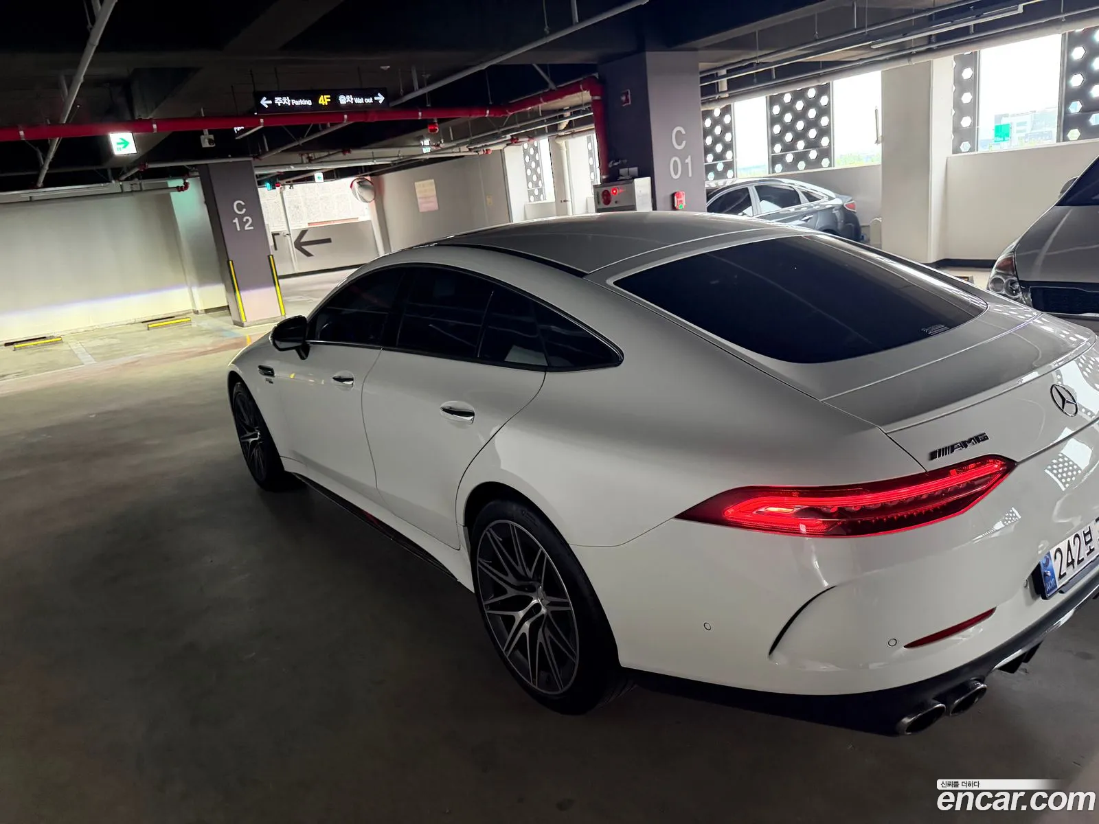 Mercedes-Benz AMG GT 2024 — 11