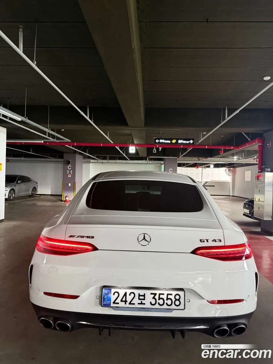 Mercedes-Benz AMG GT 2024 — 2