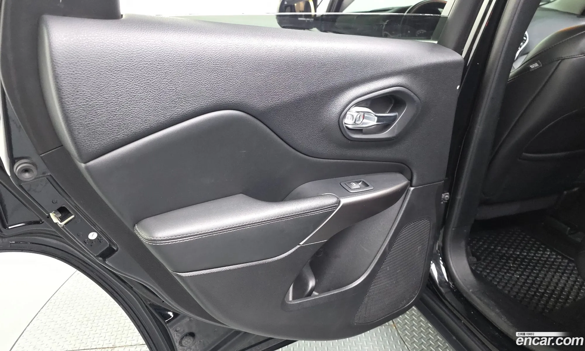 Jeep Cherokee 2021 1C4PJMDB0MD138134 — 14