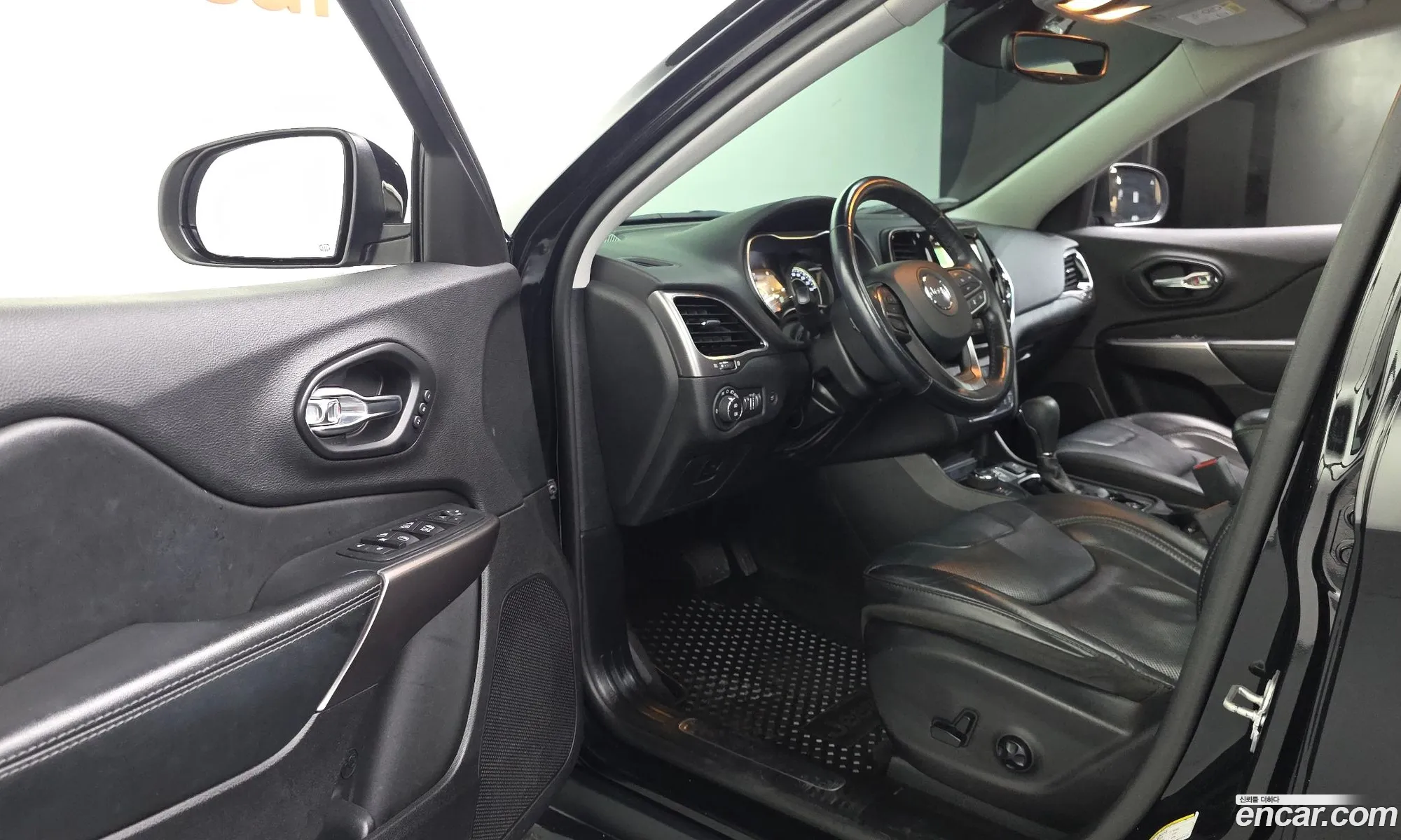 Jeep Cherokee 2021 1C4PJMDB0MD138134 — 31